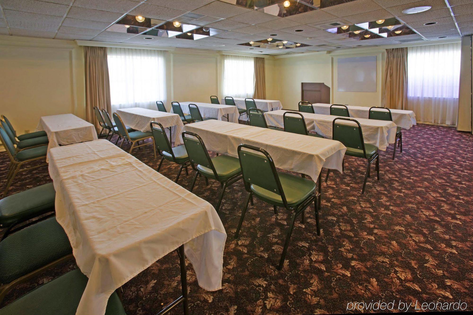 Americas Best Value Inn And Suites North Farmers Branch Faciliteiten foto