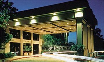 Americas Best Value Inn And Suites North Farmers Branch Buitenkant foto