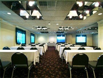 Americas Best Value Inn And Suites North Farmers Branch Buitenkant foto
